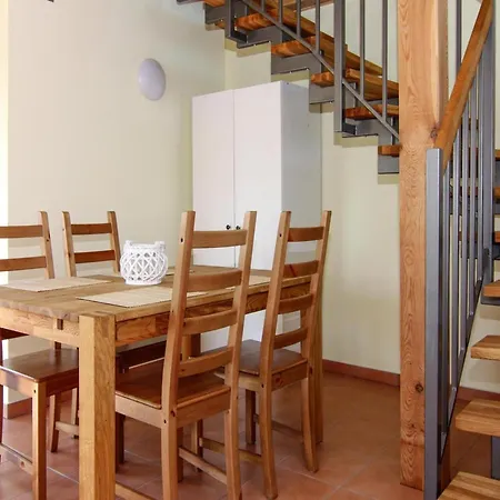 Neuendorfkrug, Appartamento *